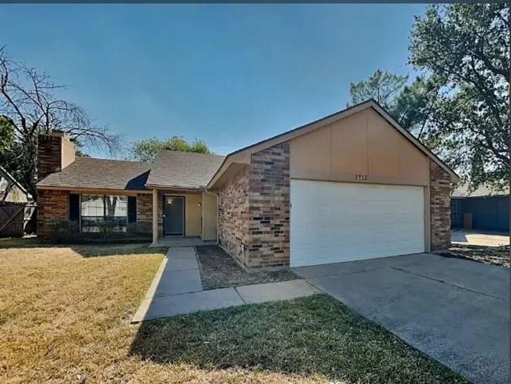 1713 Lewis Trail, Grand Prairie