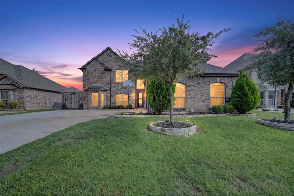 2832 Sendero, Grand Prairie