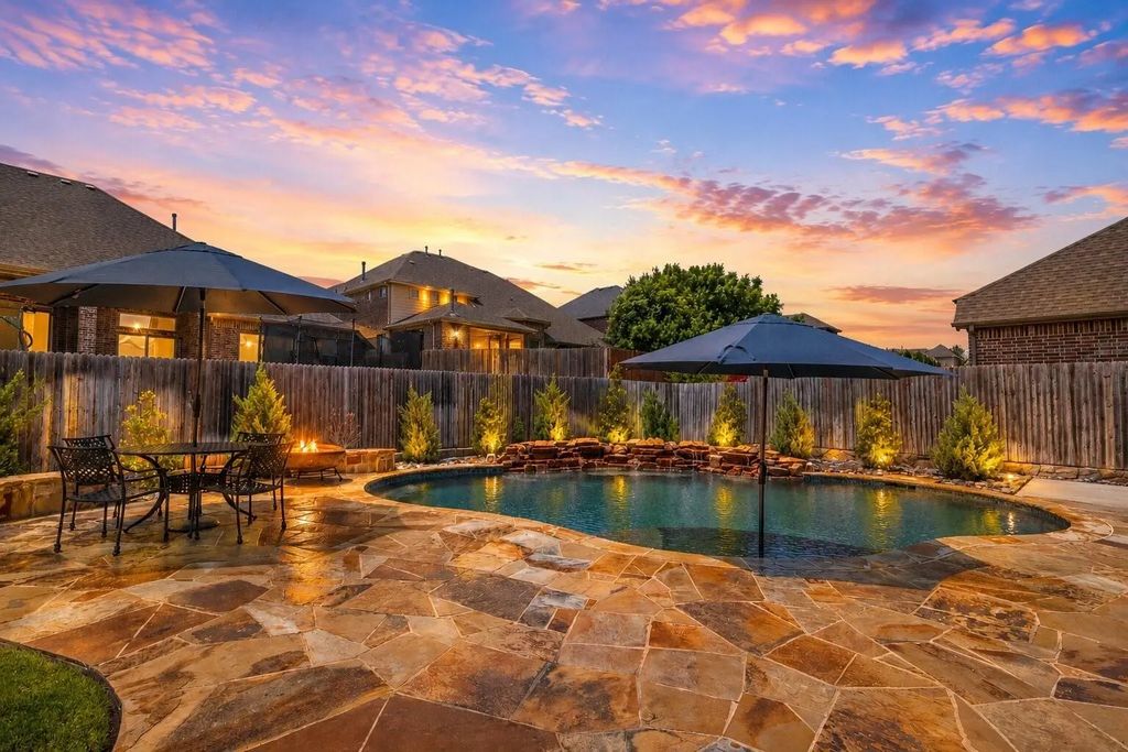 9713 Bowman Drive, Fort Worth