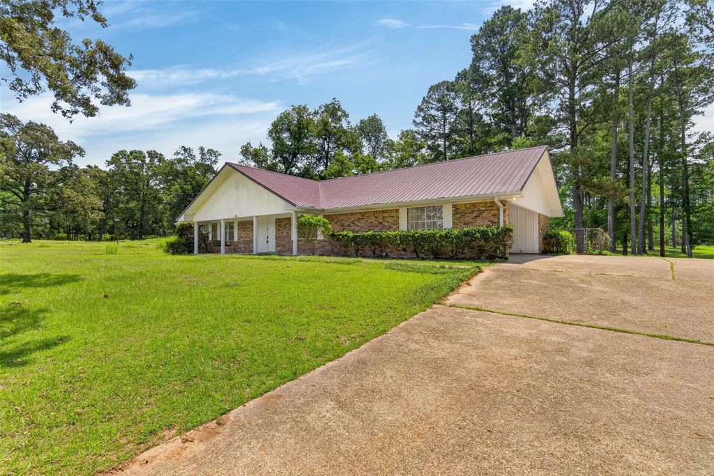 6485 Pine Hill Road, Shreveport