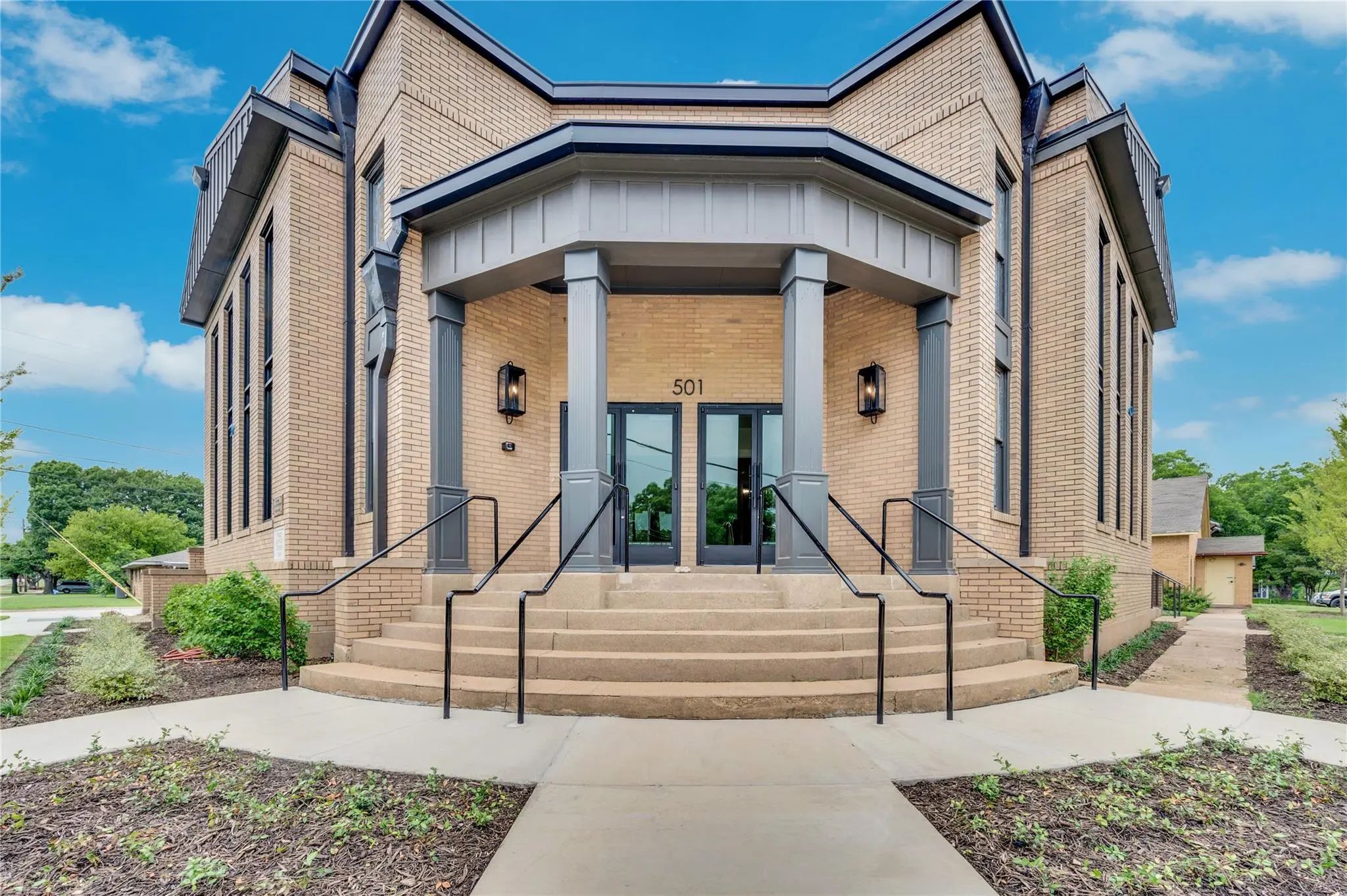 Photo of Listing #21283238