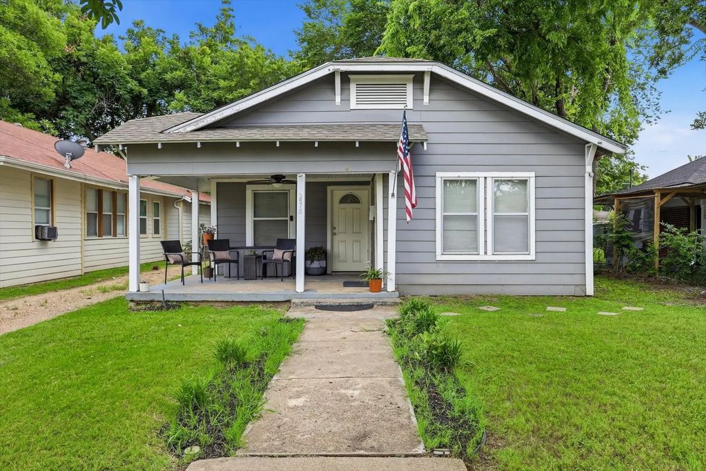 2518 Gladstone Drive, Dallas