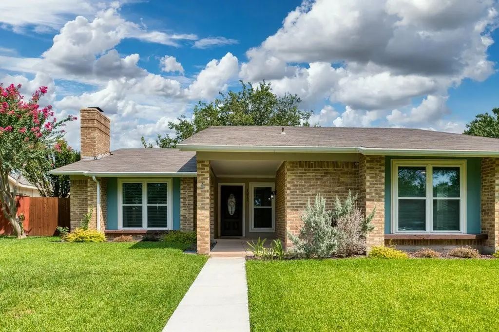 1817 Hemlock Drive, Garland