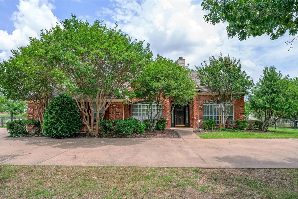 294 Preakness Place Road, Van Alstyne