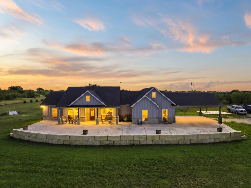 1227 Alexander Road, Moody