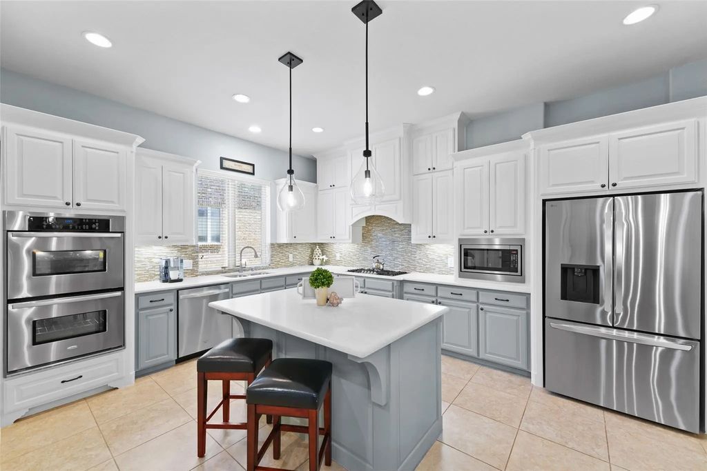 8747 Kelvington Drive, Frisco