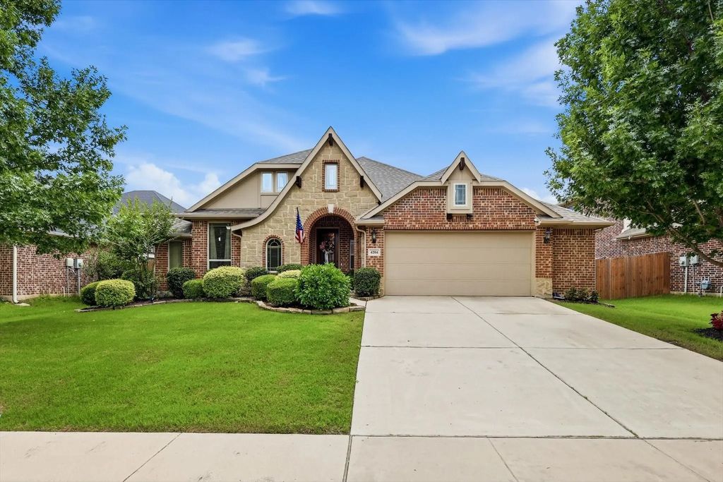 4204 Cobblestone Circle, Mansfield