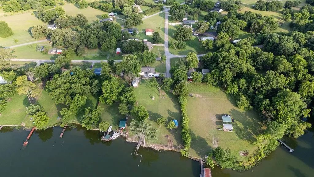 160 Vz County Road 3732, Wills Point