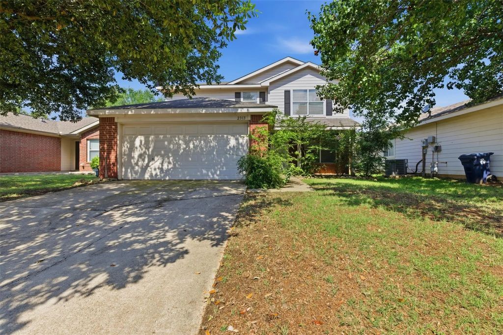 2313 Southway, Denton