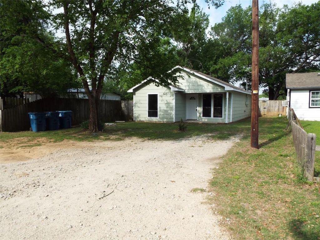 747 Luther Ln, Gun Barrel City
