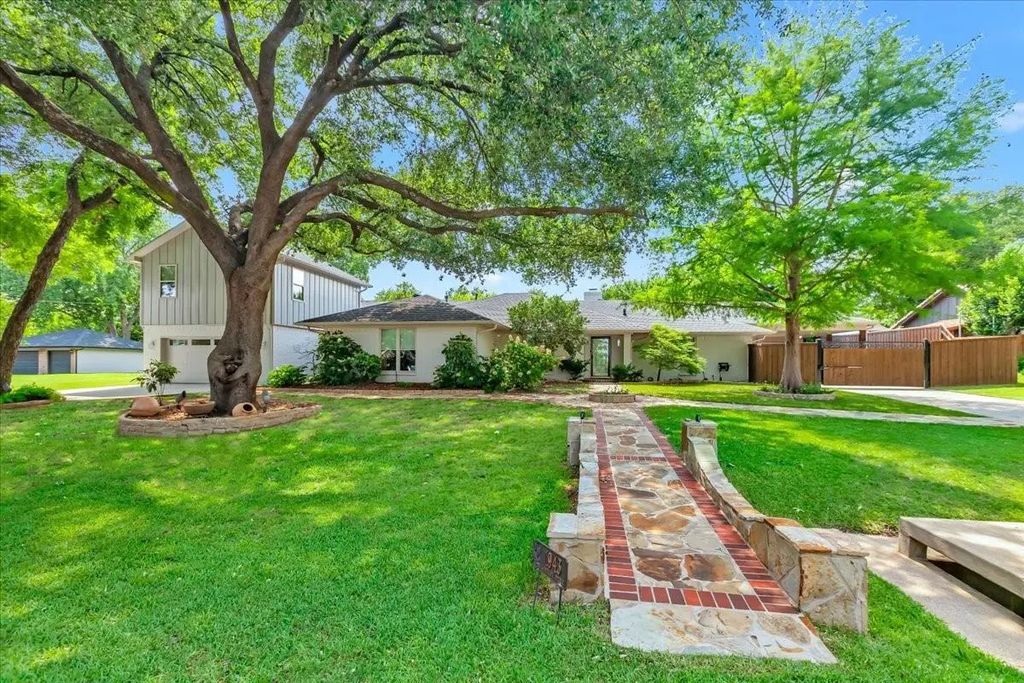 1943 Camelot Drive, Grapevine