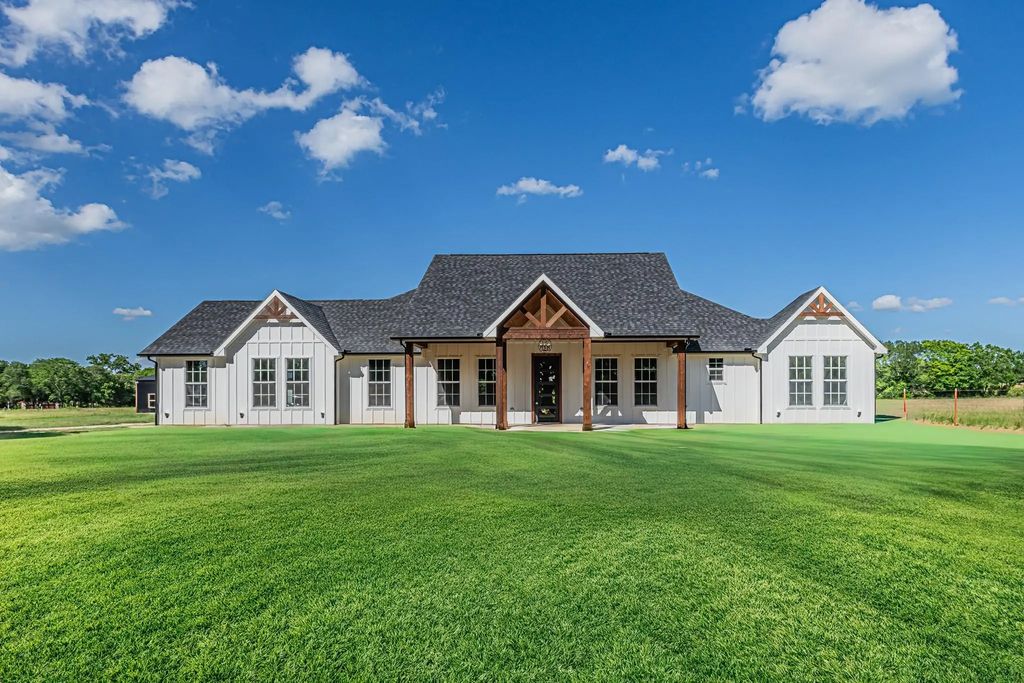 2701 County Road 405, Alvarado