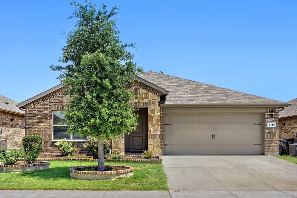 6140 Blacksmith Avenue, Fort Worth