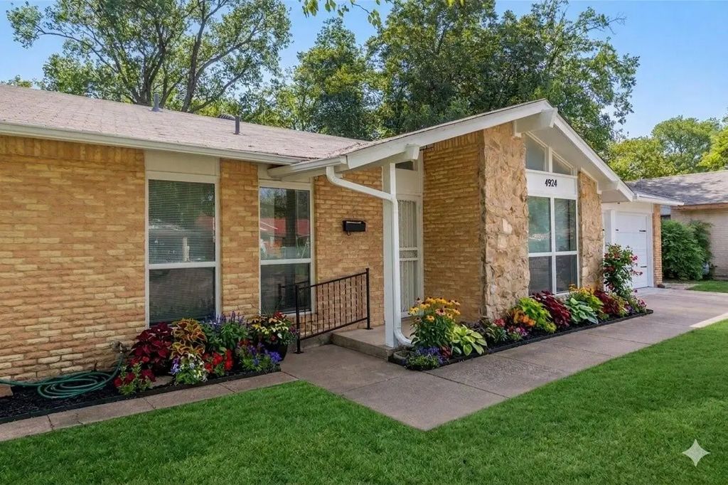 4924 Melinda Drive, Forest Hill