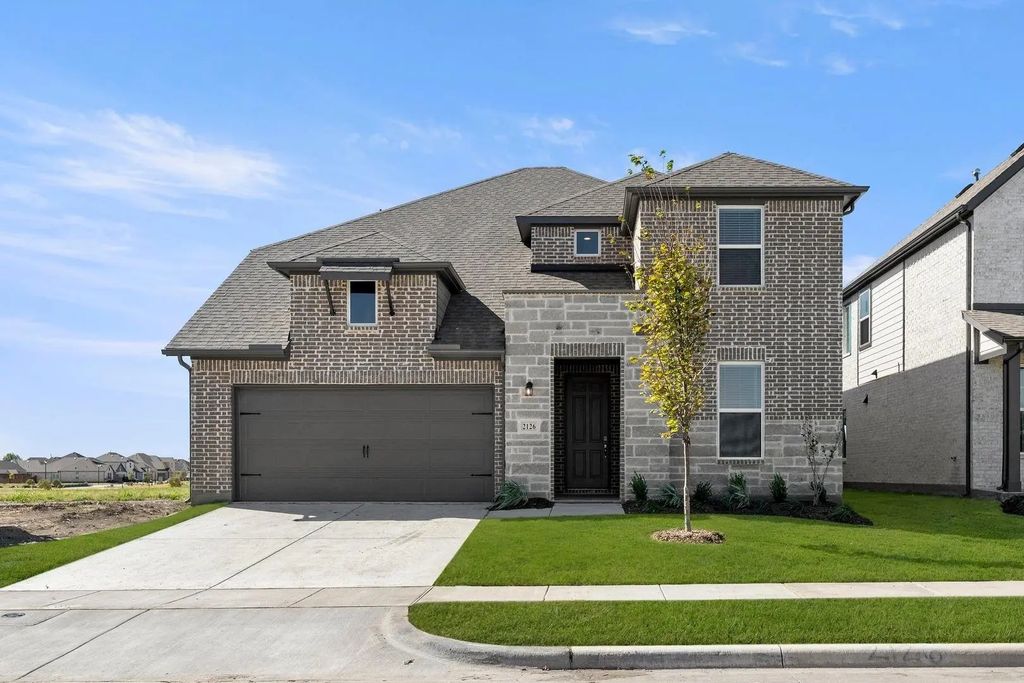 2906 Hanscom Street, Forney