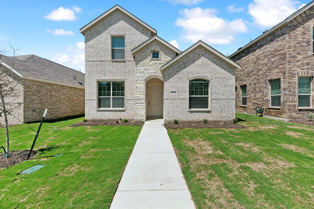 1341 Hondo Canyon Drive, Fort Worth
