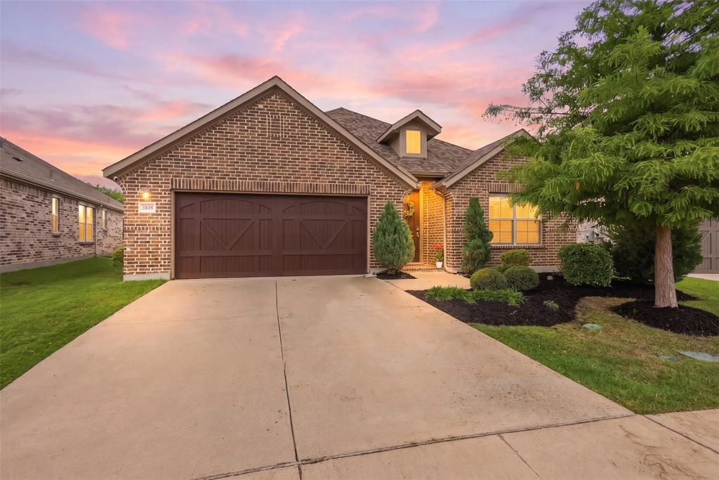 3808 Horseshoe Trail, Celina