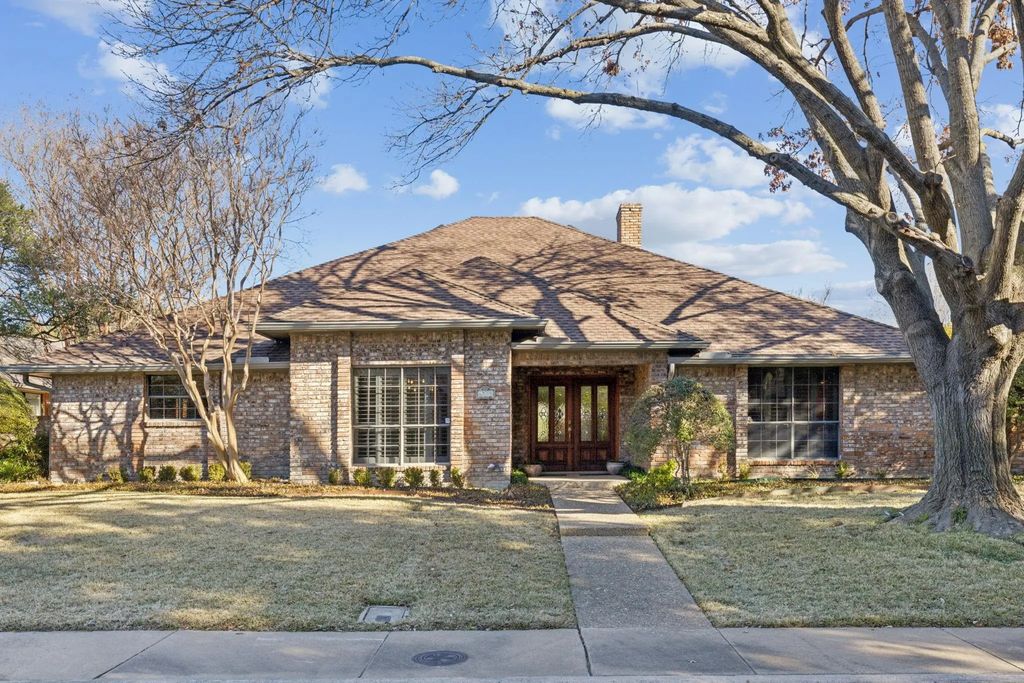 6505 Copper Creek Drive, Dallas