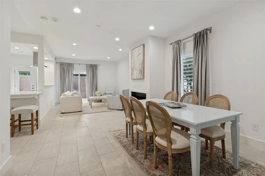 4242 Travis Street 106, Dallas