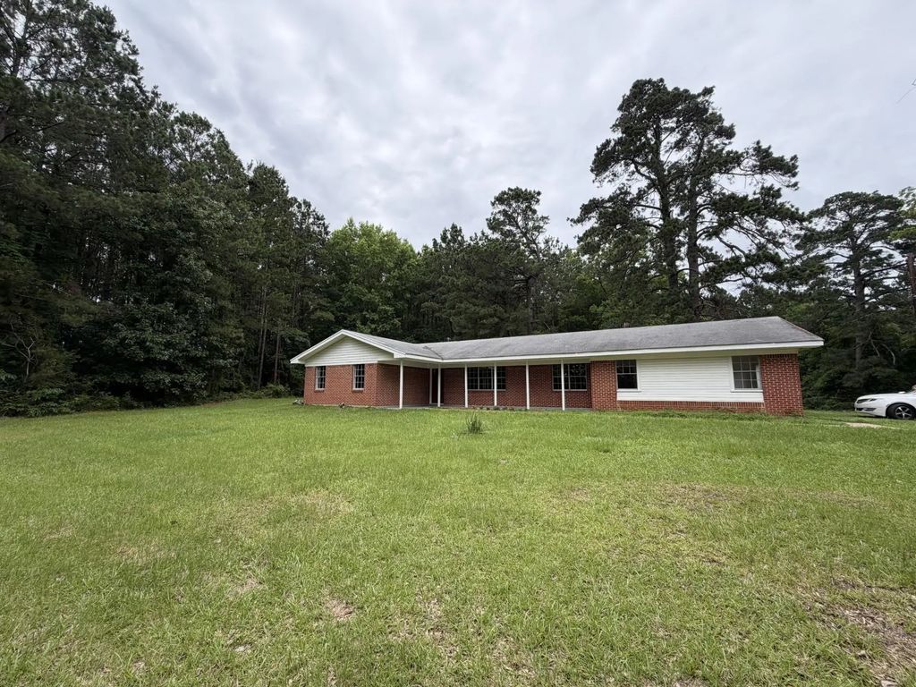 3536 Highway 84, Mansfield
