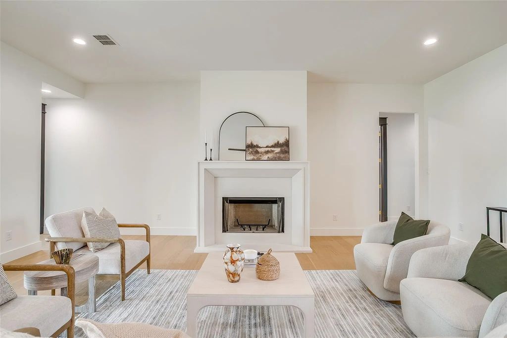 5524 Sledge Loop, Fort Worth