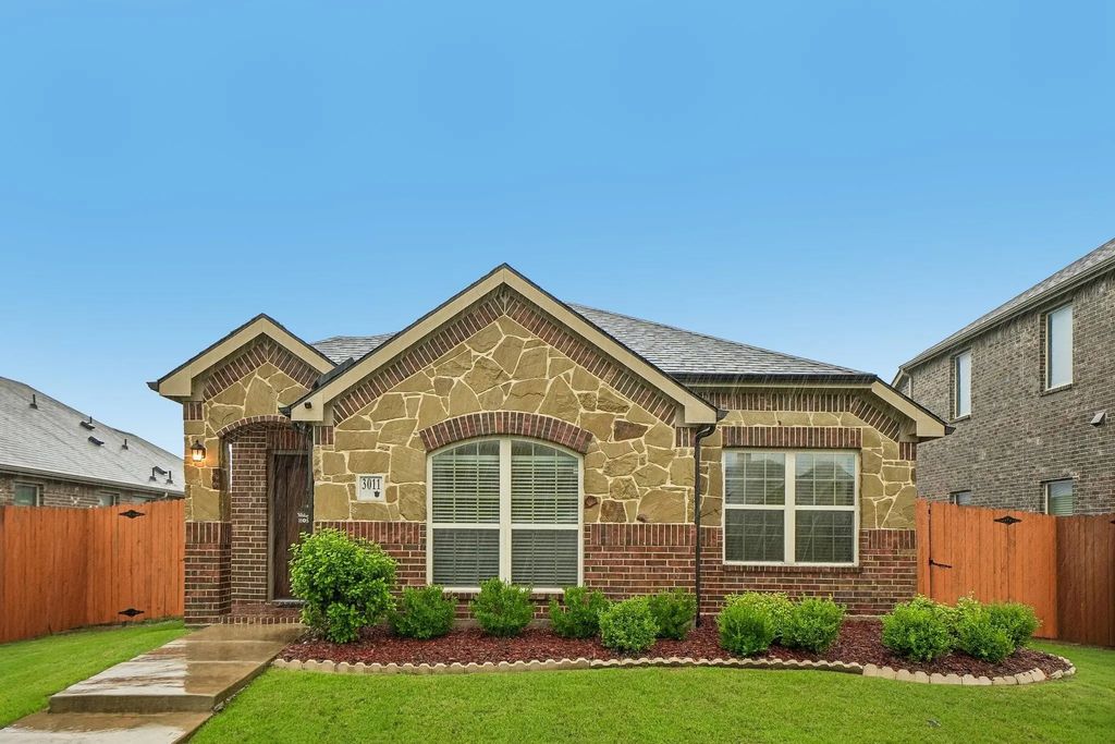 3011 Rosemount Lane, Forney