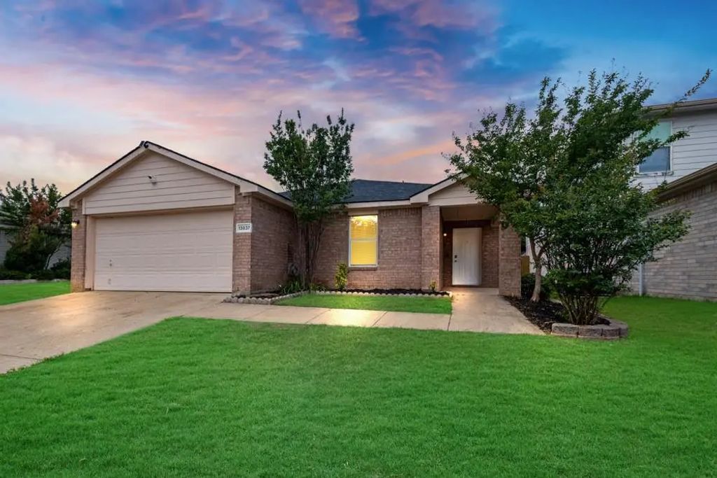 13837 Canyon Ranch Road, Fort Worth
