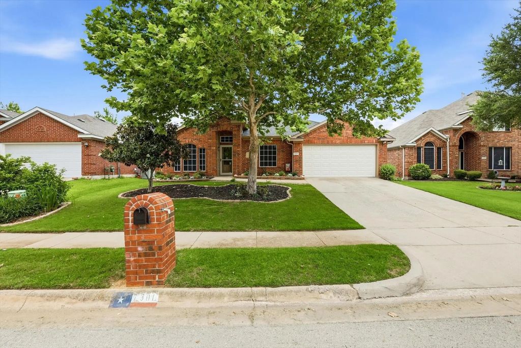 7301 Sunburst Trail, Denton