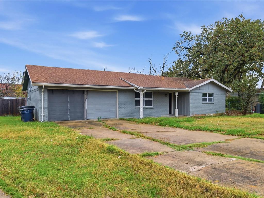154 Cotillion Road, Fort Worth