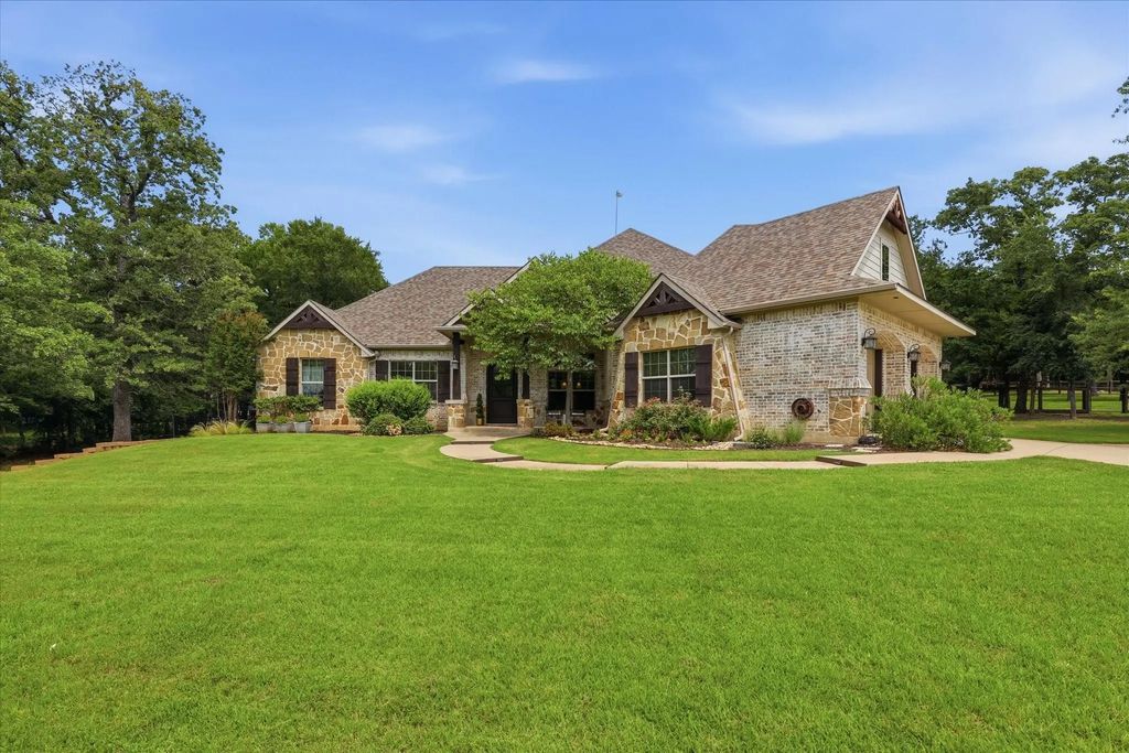 6630 Blackjack Oaks Road, Aubrey