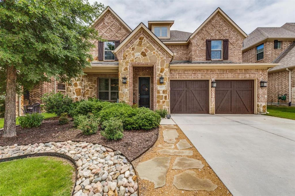 8351 Norwich, The Colony
