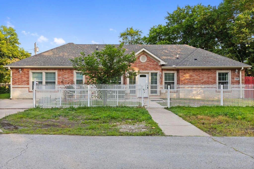 2410 Carleta Street, Dallas