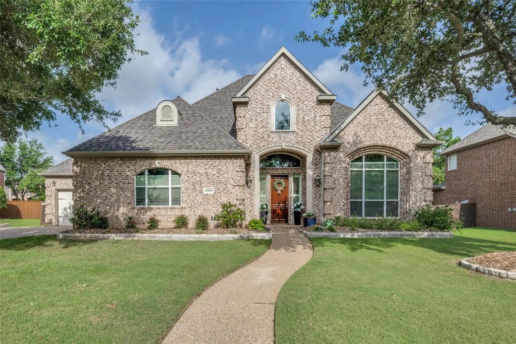 4909 Bosque Court, Flower Mound