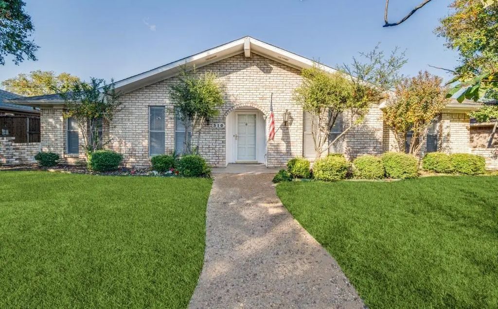310 High Brook Drive, Richardson