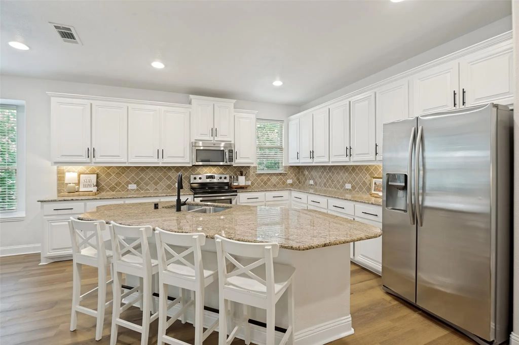 107 Meadow View Drive, McKinney