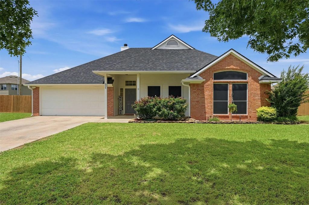 806 Birch Circle, Van Alstyne