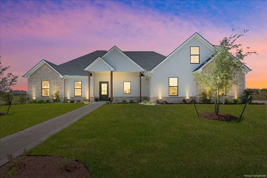 135 Paddle Boat Court, Robinson