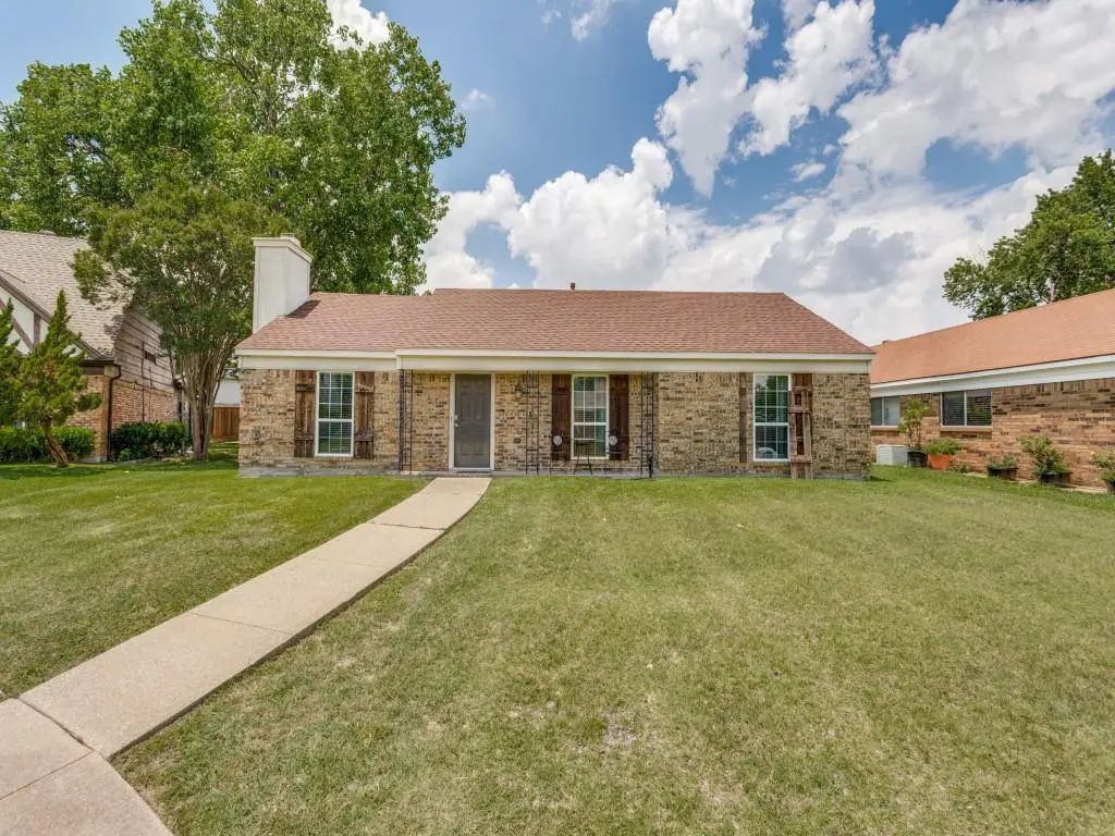 2705 Naples Drive, Garland