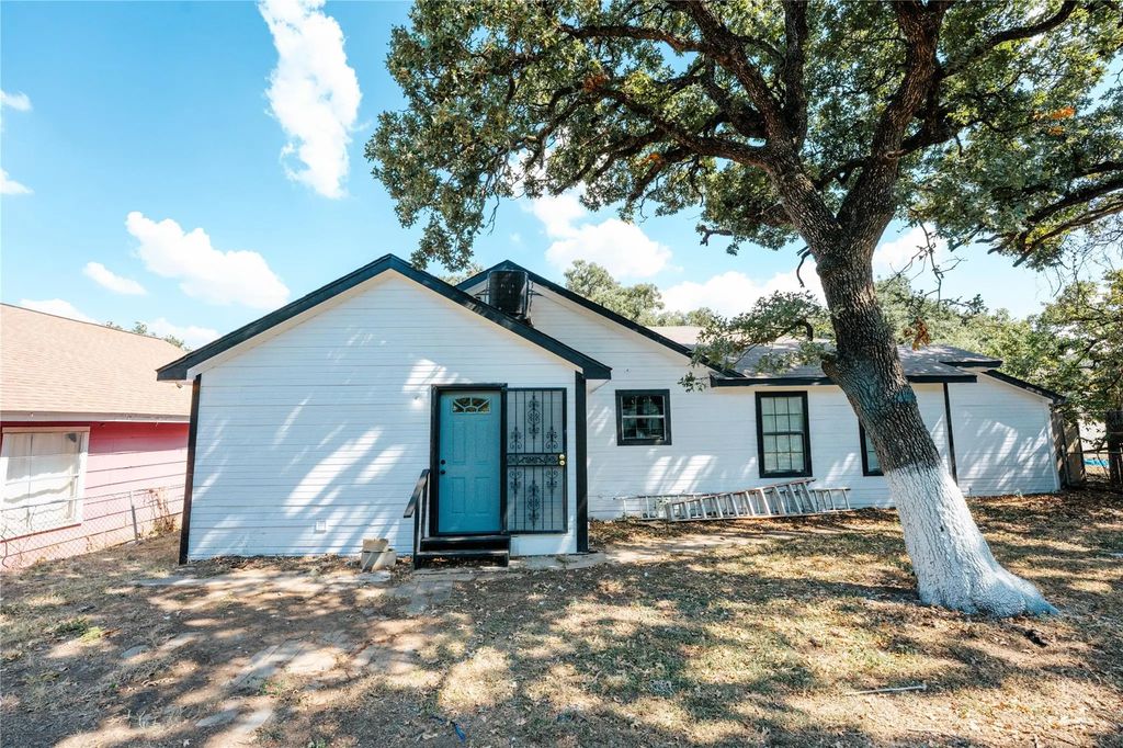 4514 Erath Street, Fort Worth