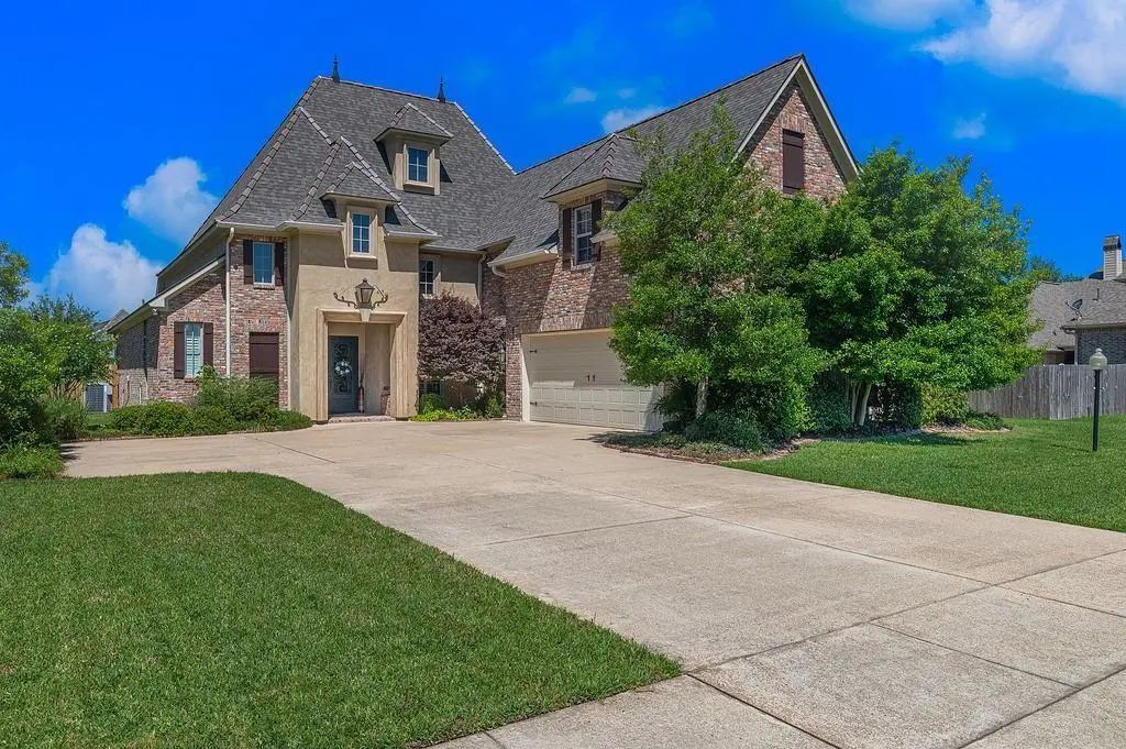 1010 Dumaine Drive, Shreveport