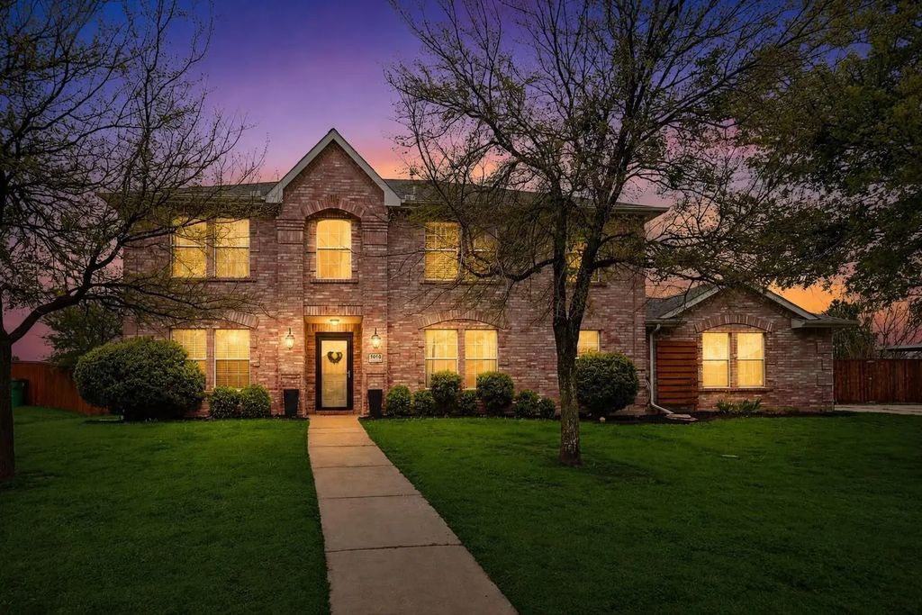 1016 Ridgetop Drive, Justin