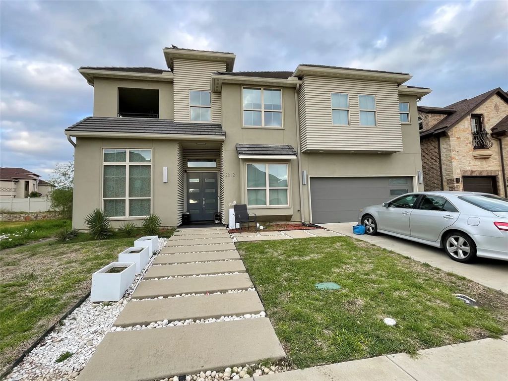 2812 Almanzor Avenue, Irving