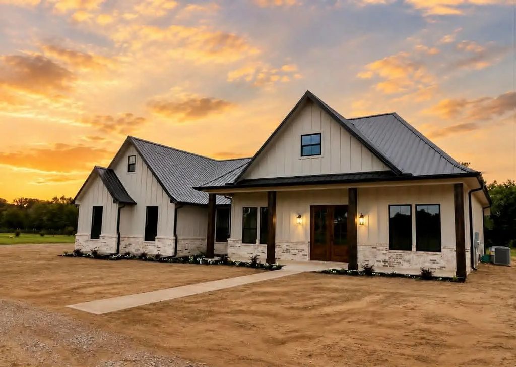 800 County Road 2505, Bonham