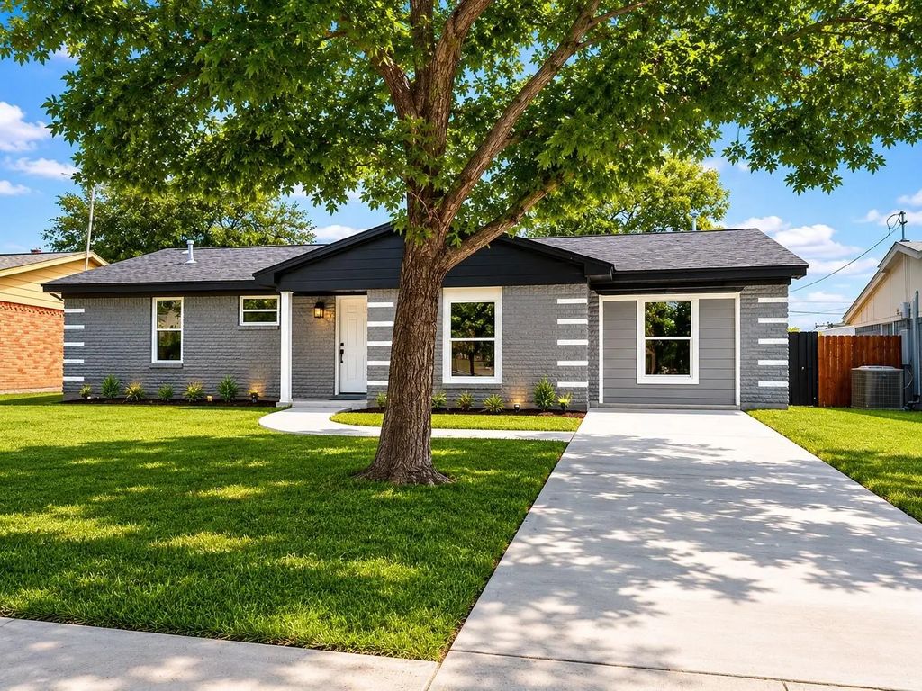 2710 Eastbrook Drive, Mesquite