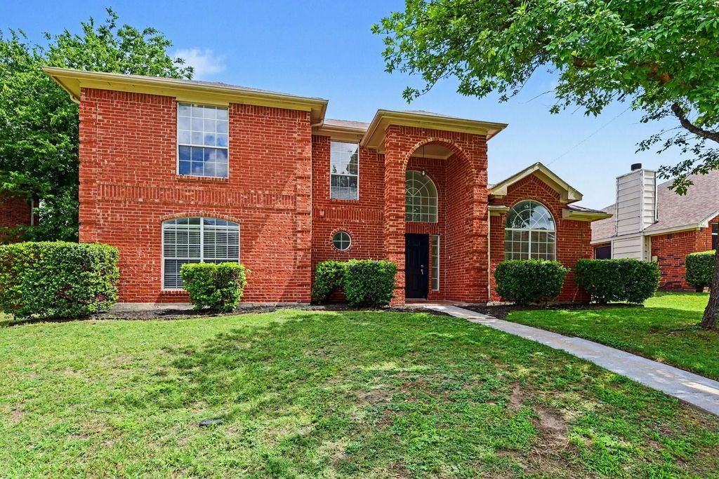 7107 Grey Dawn Lane, Dallas