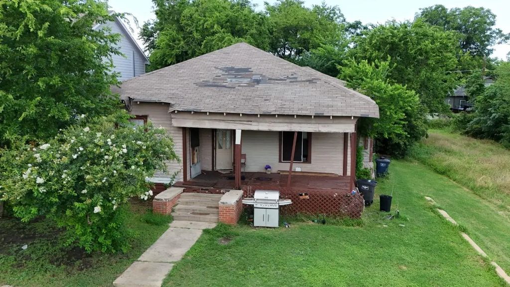 1713 E Tucker Street, Fort Worth