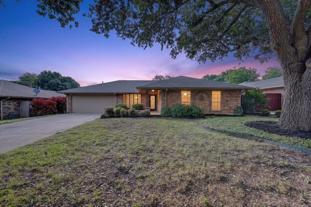 2515 Avonhill Drive, Arlington