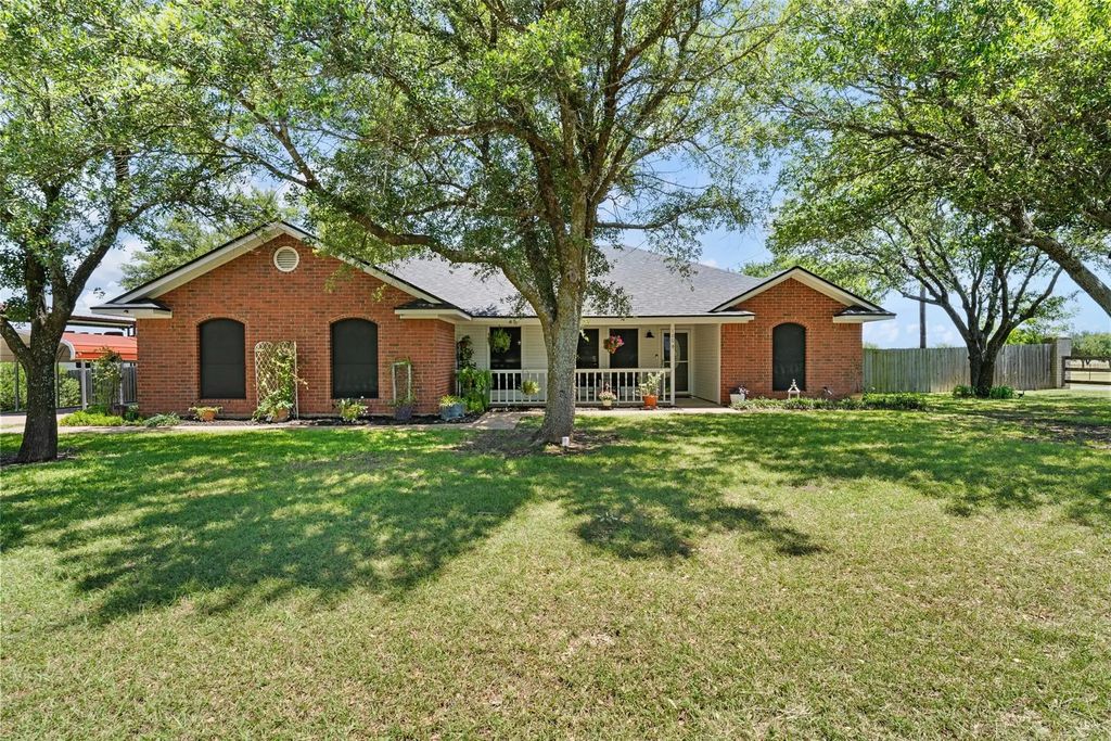 100 Northern Star, Bruceville