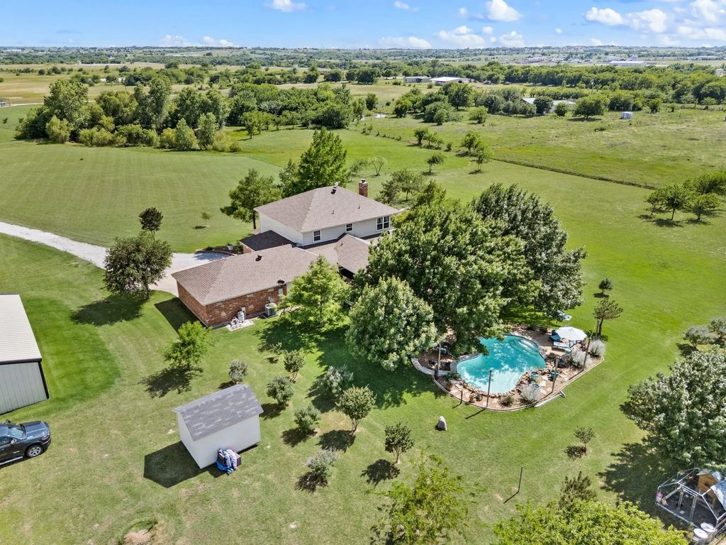2141 Old Denton Road, Decatur