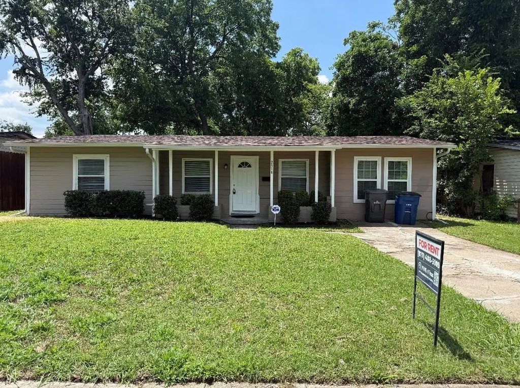 2518 Winthrop Drive, Dallas